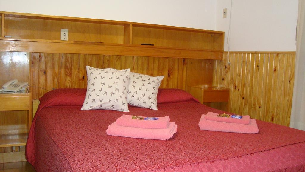 Hotel Ideal 2*