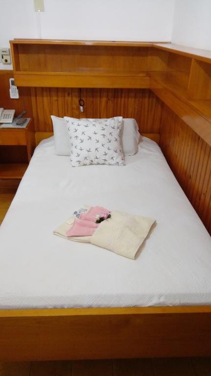 Ideal Hotel 2*