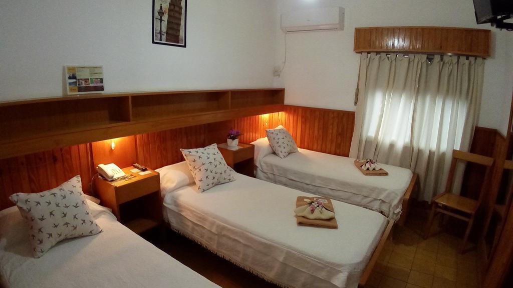 Ideal Hotel